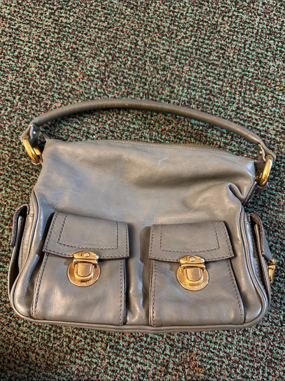 Marc Jacobs: Classic Gray Leather Shoulder Bag with Gold Hardware